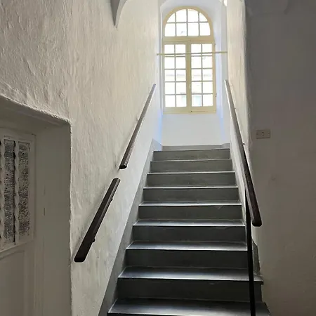 Apartment 2 Proche Theatre Et *